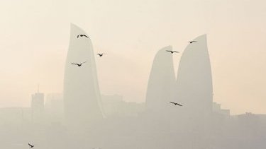 Səbəbi illərdi araşdırılan mövzu: Bakıda havada qaz qoxusu