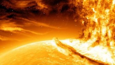 На Солнце произойдет взрыв, электронные устройства выйдут из строя, а мир погрузится во тьму?